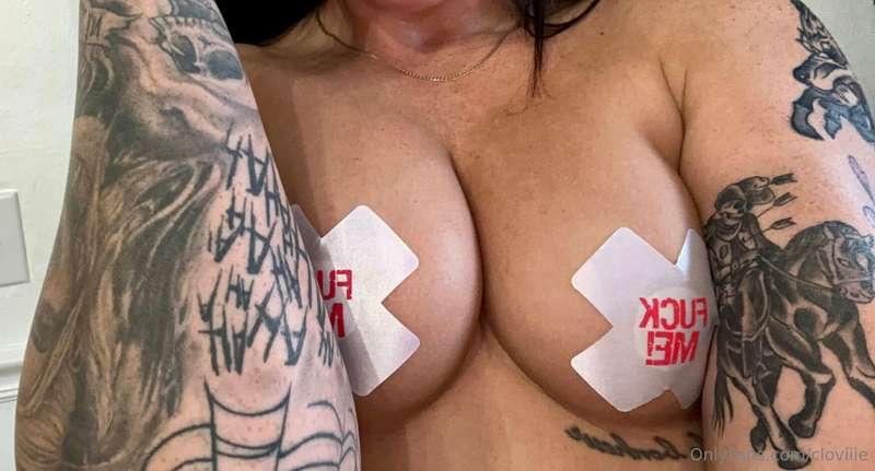 Well Goodmorning!!! Read the pasties 😈