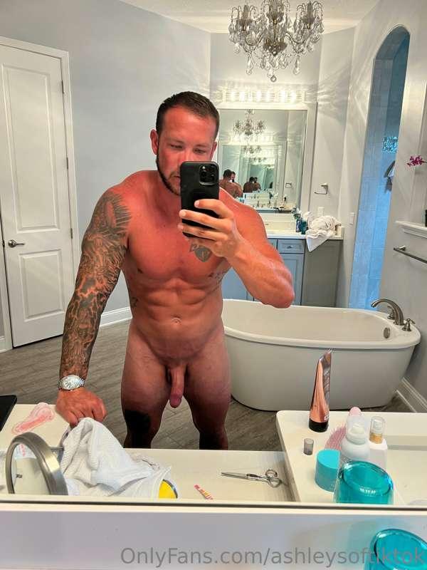 Right after I drained the hubby dry this morning 🤤 video pos..