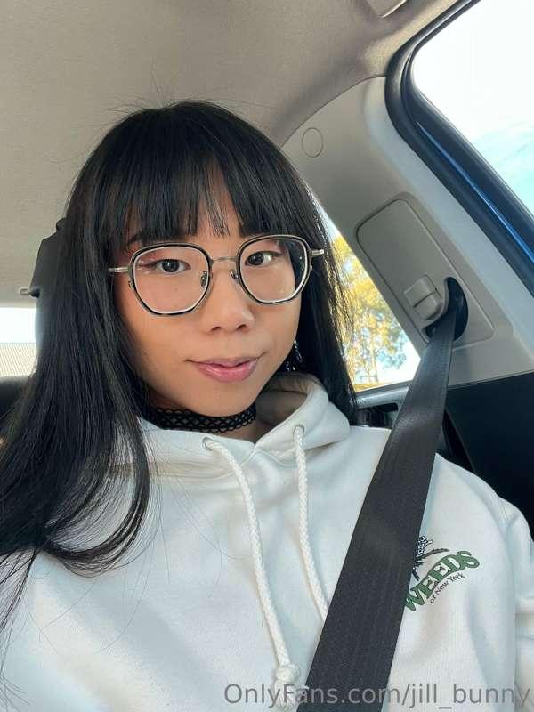 oh hello 🤭 😯