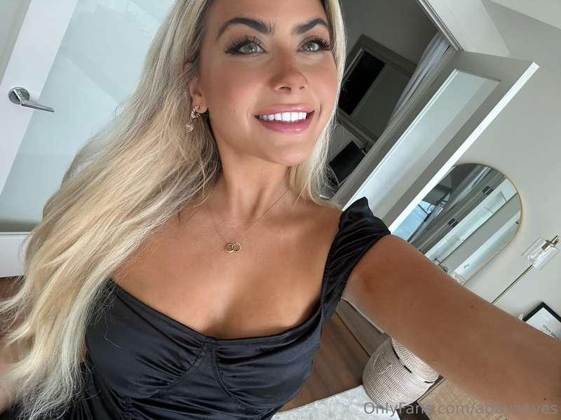 Happy Friday!! 😉