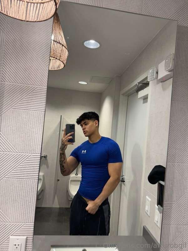 💦