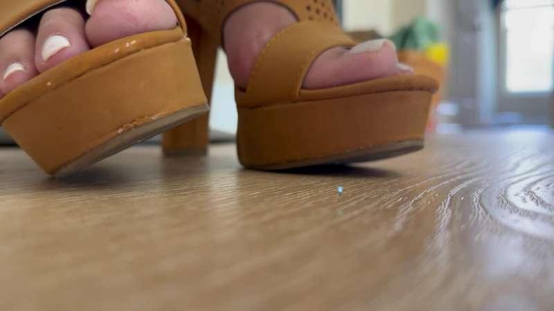 At Violets Feet