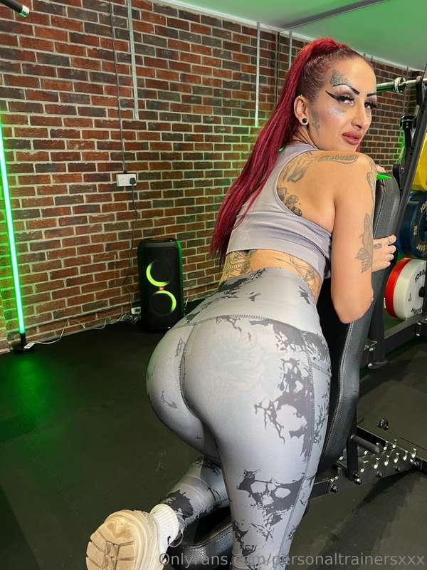 personaltrainersxxx image #1