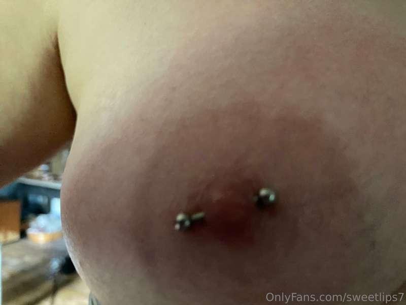 😛😮 I love getting my nipples sucked 😮🤤