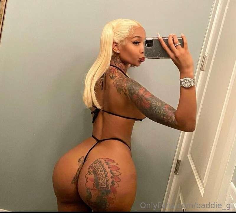 This ASS might be to much for you to handle 🤭