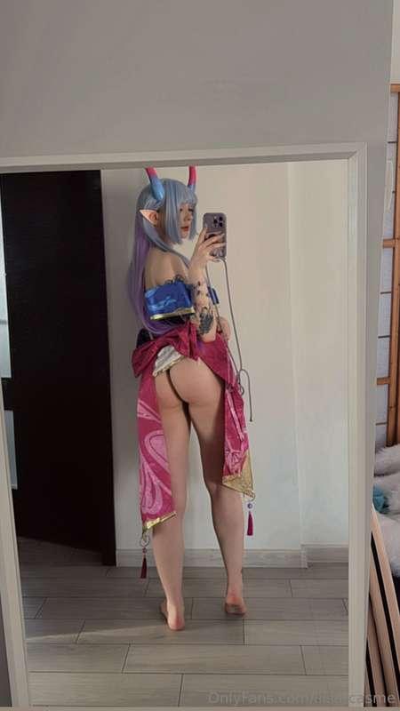 Are we gonna pretend this cosplay isn't driving you crazy? 🫢