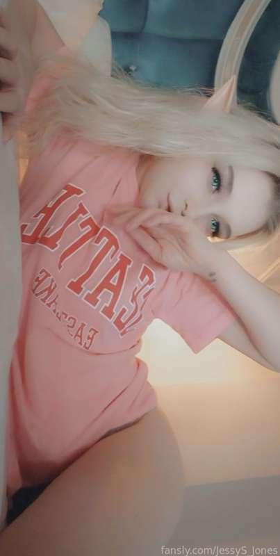 jessys_jones image #1