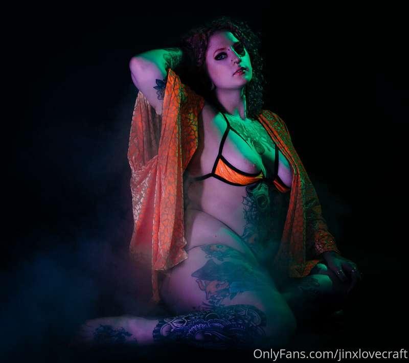A few edits from a recent shoot! Can't wait to share more of..