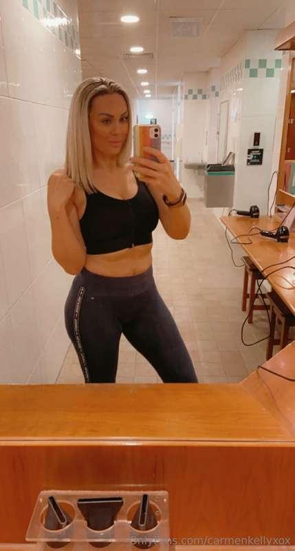 Hey baby!X I have so many things I need to show you.😜 Check ..
