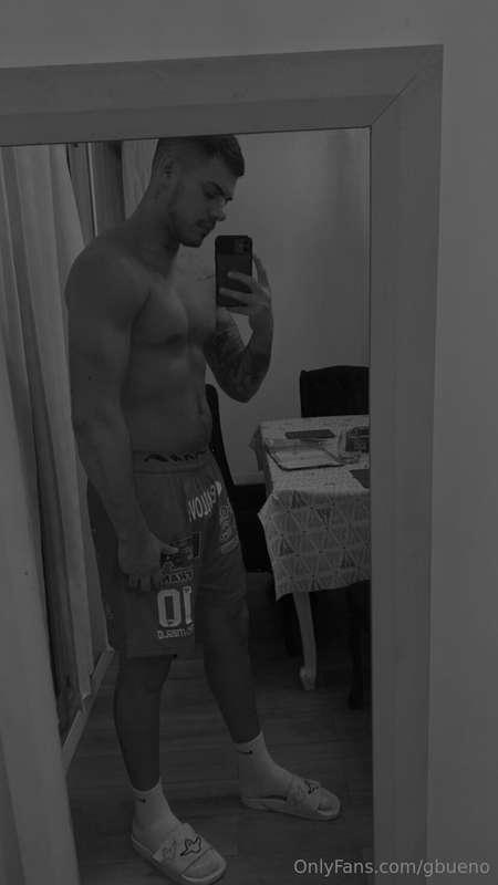 I want to be your boy, lick everything and fulfill your fant..