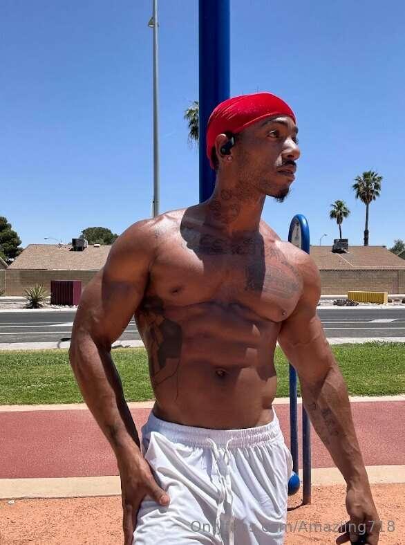 My cock will be your favorite food 💪