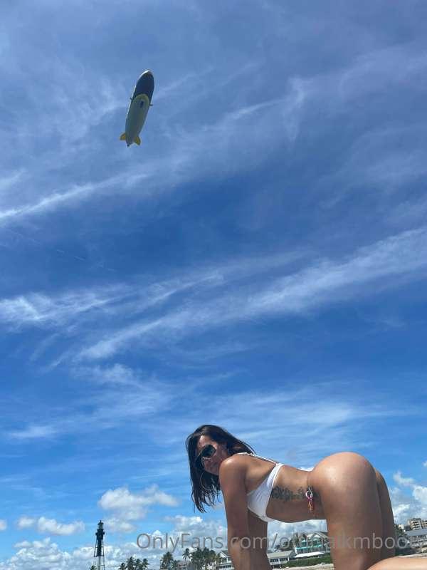 kelsimonroeofficial image #0
