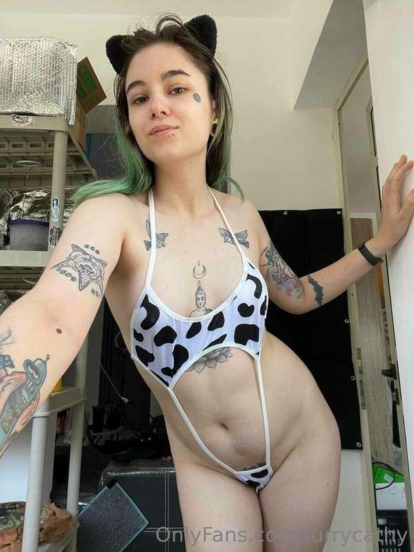 this underwear barely covers my pussy, maybe I should take i..