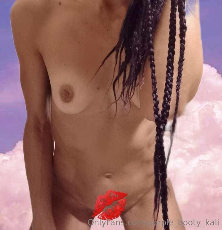 Kiss my pussy 💋🦋