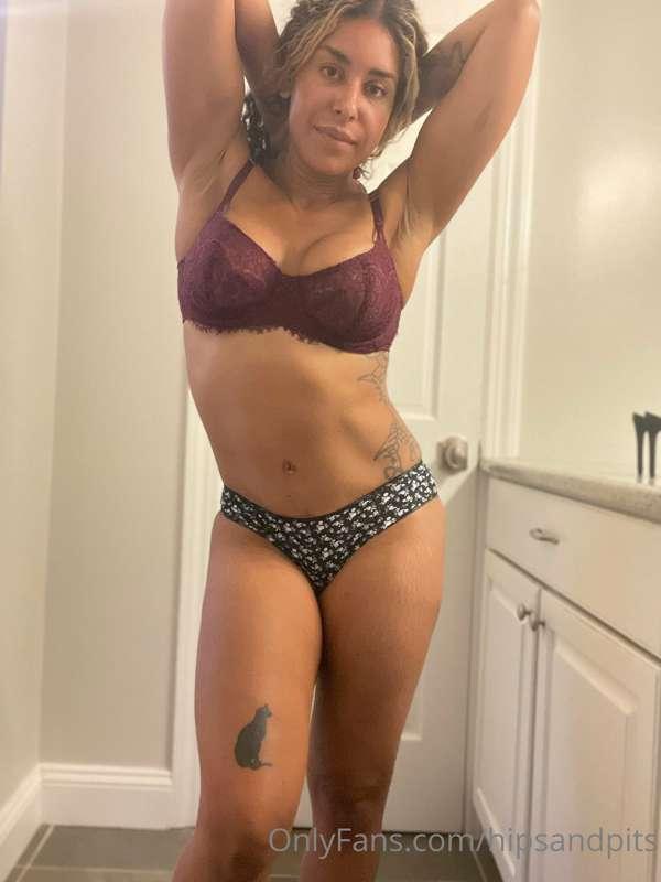 What would you like me to do tonight with my armpits? Feelin..