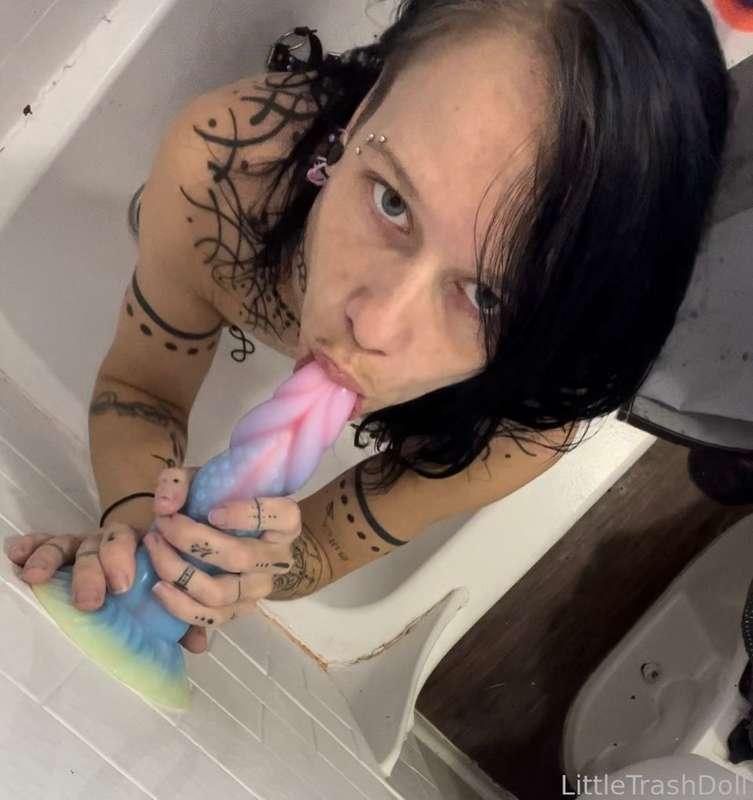 trashdoll image #11