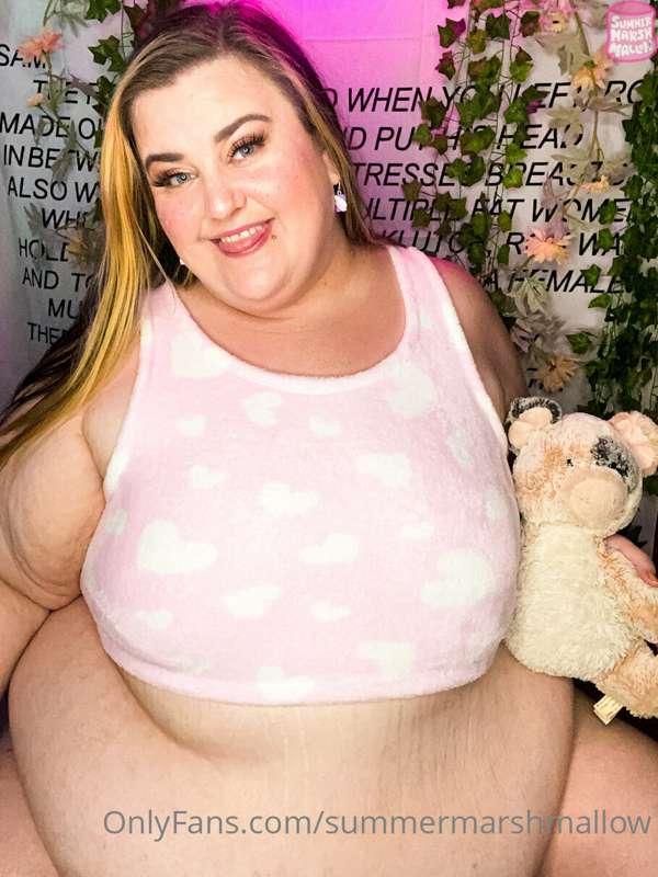 💕🤍 Be my Valentine this weekend? 🤍💕