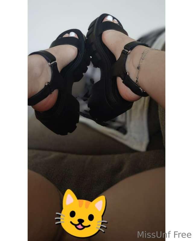 Like my new shoes? 😉
