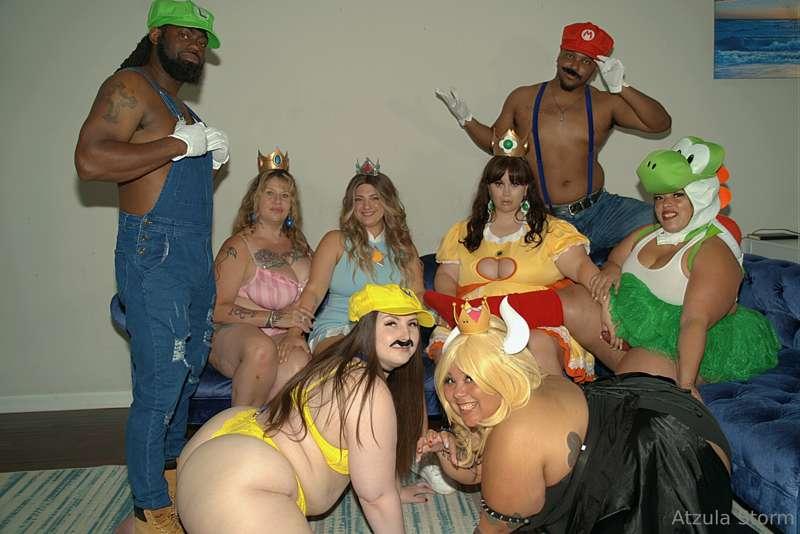 @finnysplayhouse @CarissmaDeLuca @o_mya_bbw @callmeMiaGianna..