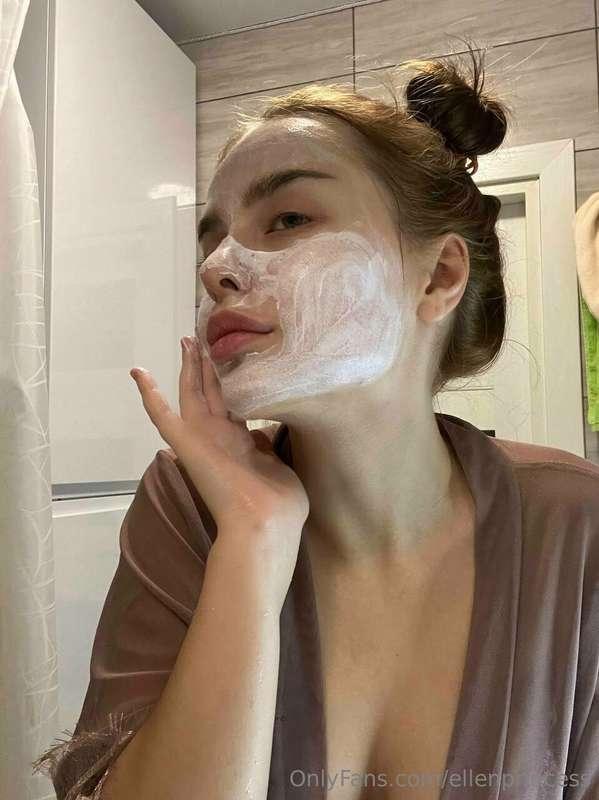 Beauty needs to be taken care of😎What is the first thing you..