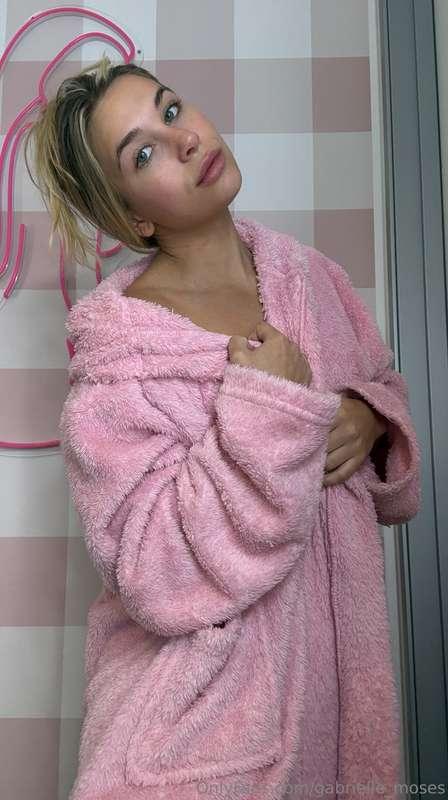 come get cozy with me 👩‍❤️‍👨 