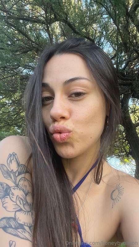 Would you like sole massages with these feet? I stimulate th..