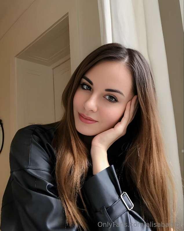 Subscribe for free today 👉 @alinaberryy
Enjoy @alinaberryy s..