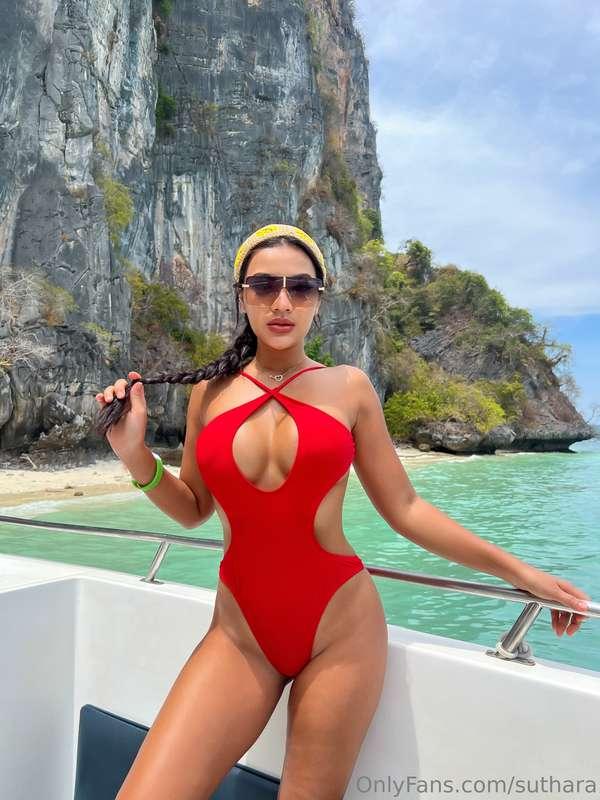 The sea in Thailand is beautiful and worth visiting. And the..