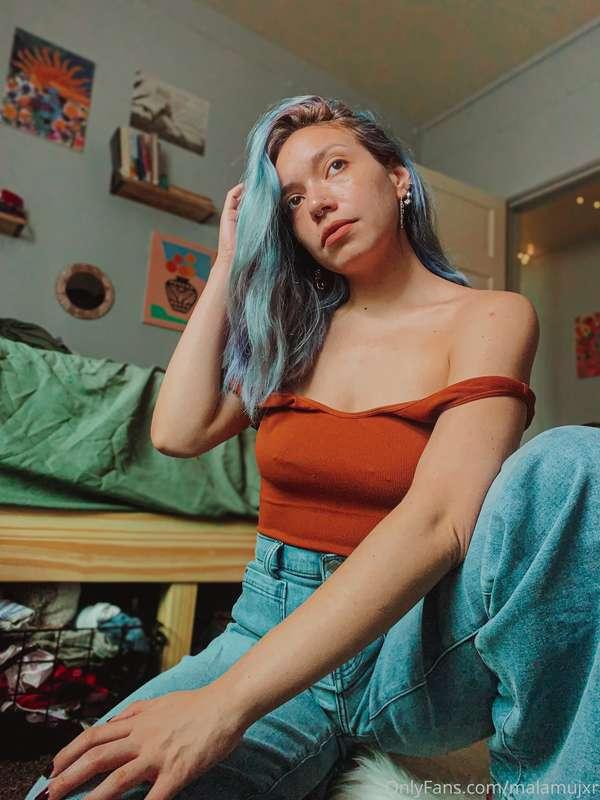 Another no makeup day, just finished packing and then I’m of..