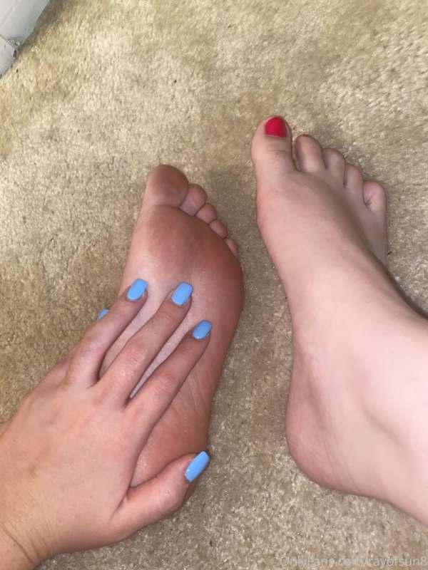 vids & pics ready for quick purchase , message me! ;)