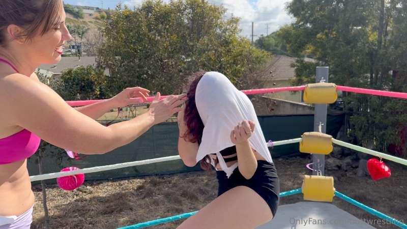 buttwrestling image #1
