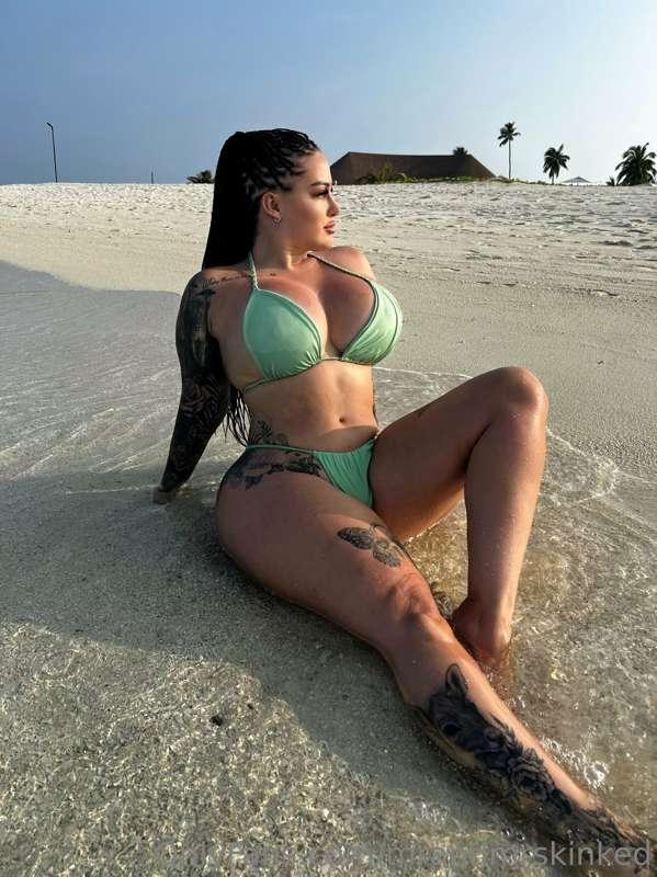 Is looking at my perfect body making you drool? Do you think..