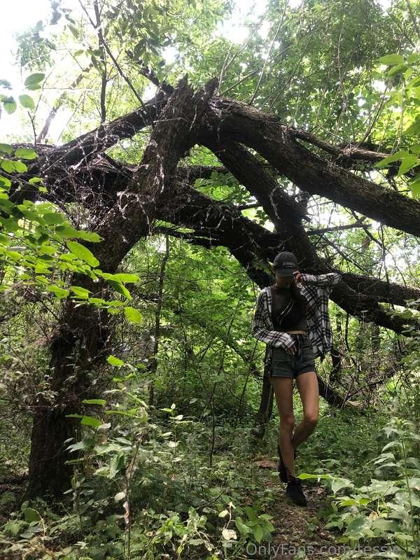 🌿 Embracing nature's beauty today! 🍃✨