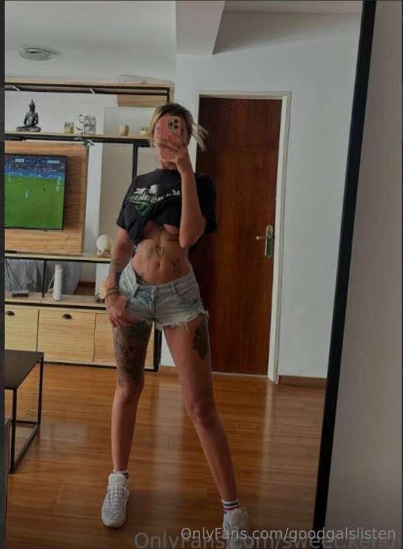🧡SUBSCRIPTION FOR FREE🧡Horny @sweet.kendi shows her pussy ju..