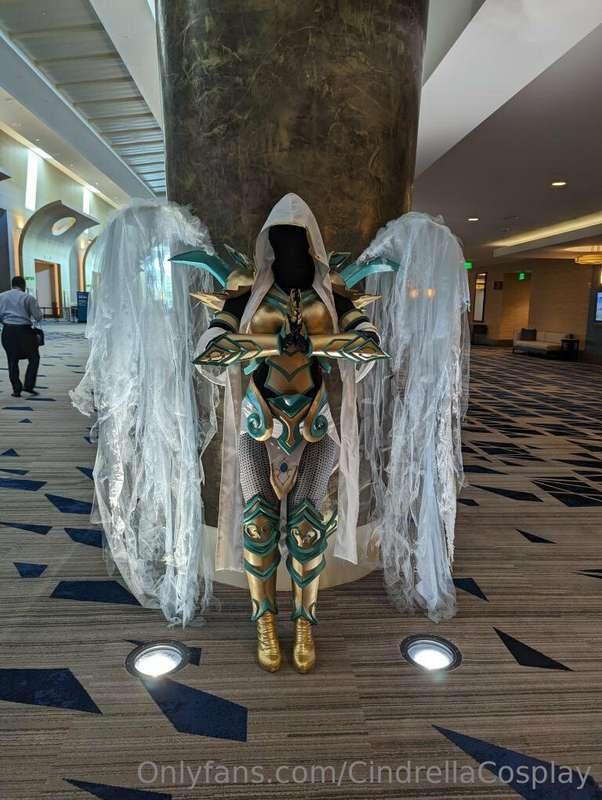 First true look at my finished auriel in all her glory!