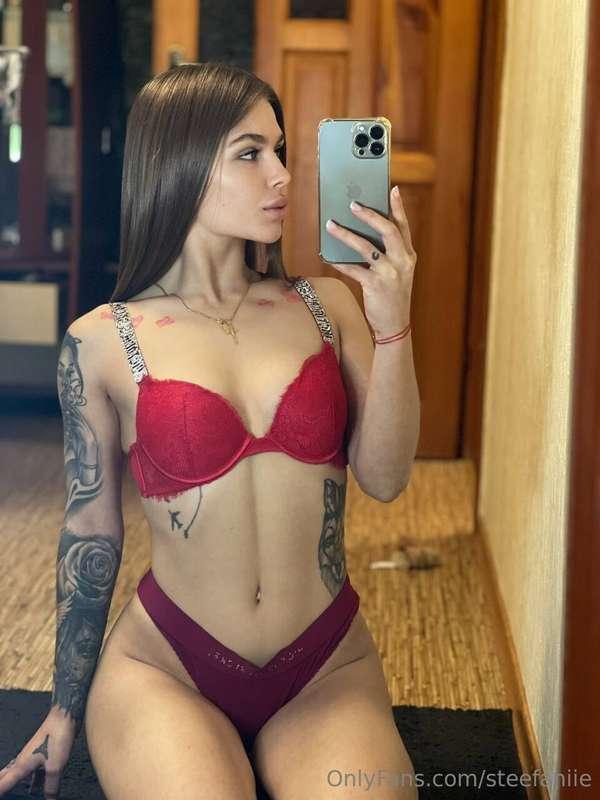 Imagine my body is a kissing map 💭😏Where would you send your..