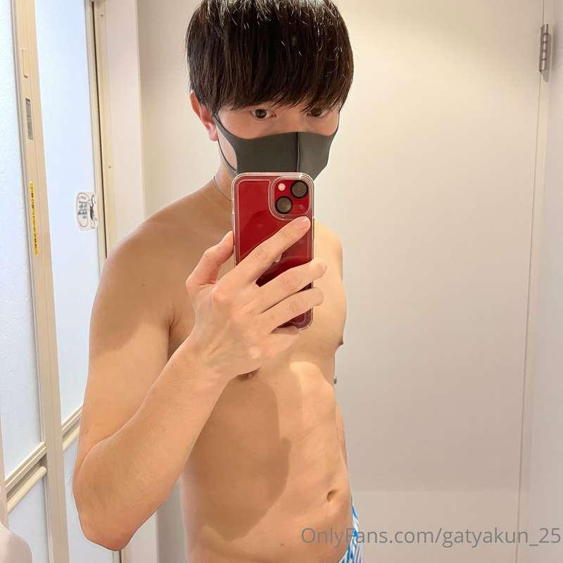 My new Twitter account is here!!
@gachakun_27
Pls Follow Me🥰