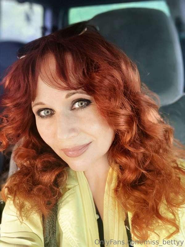 Want to see the real me? DM me for more behind-the-scenes co..