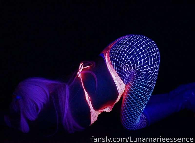 lunamarieessence image #4