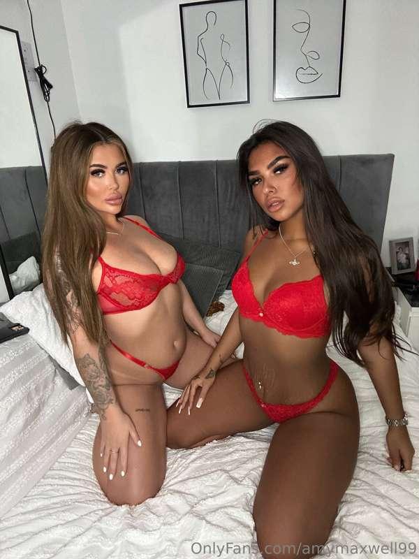 Who wants to be our filling 👀💦
