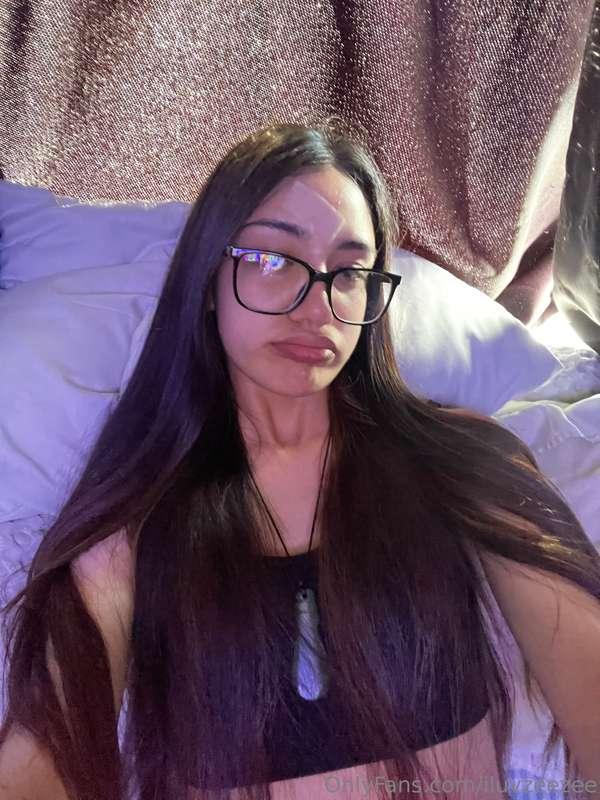 iluvzeezee image #0
