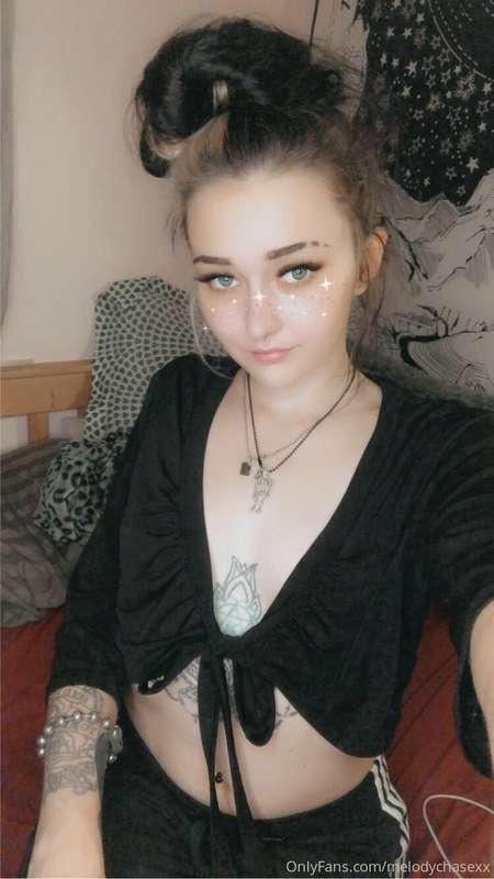 melodychasexx image #0