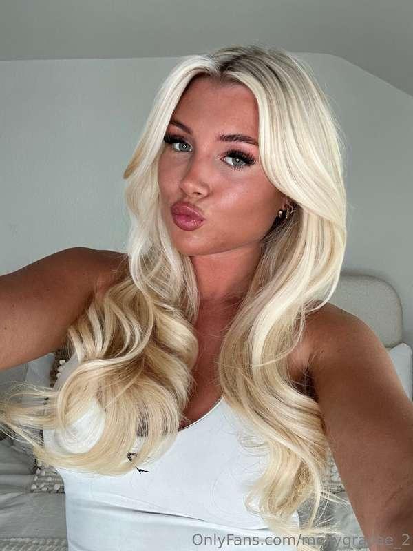 lips or eyes?