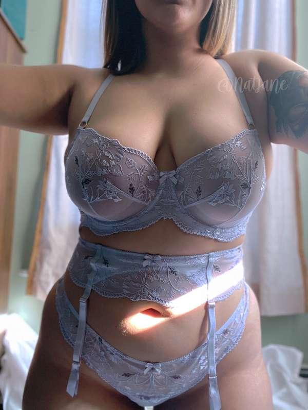 something about expensive lingerie just makes me feel hot