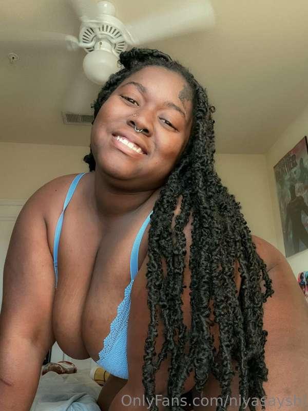 Do you like my smile? 🤭 I hope you get used to it !