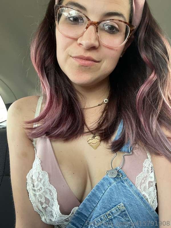 Overalls can be sexy 🩵😏