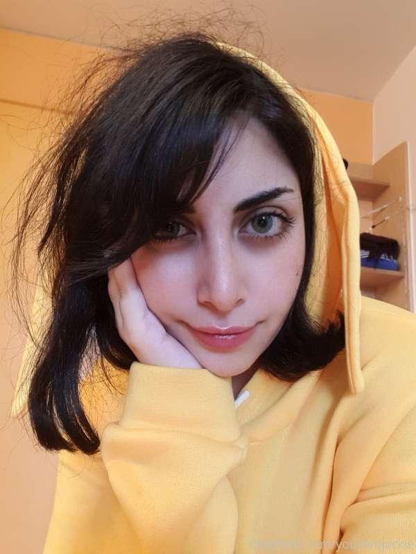 hey bbys

just a tiny update, I've been a bit busy with stud..