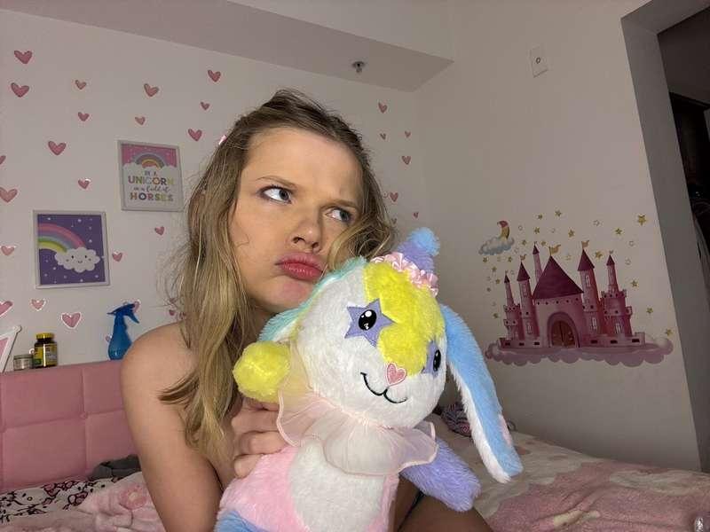 Do you like my toy? 👀💞