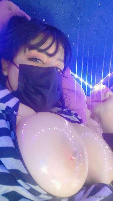 😋