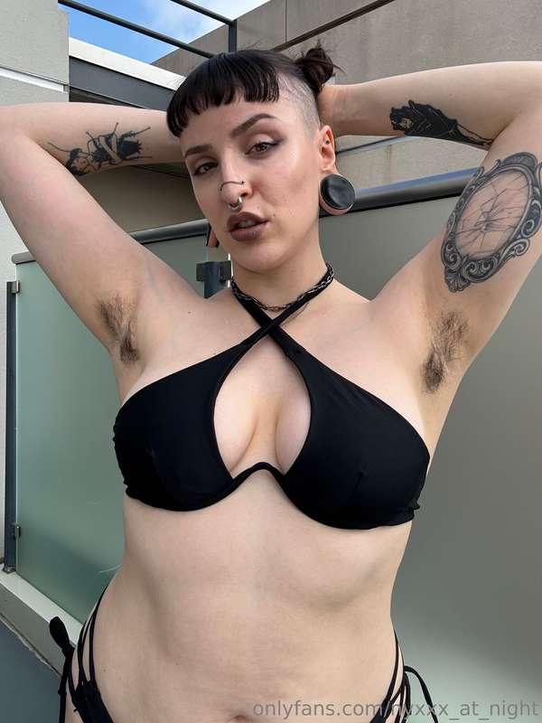 take me I’m yours 😈